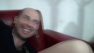 Le mari d'Adriana n'est pas prêteur: le casting va être tendu!