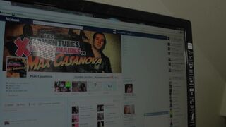 Déborah, une livreuse de pizza rouquine qui aime la bite!