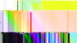 Mandie toujours folle de cul revient après 10 ans d'absence!