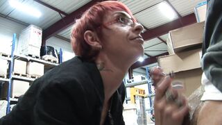 Cathy est une cougar débordante de vitalité!