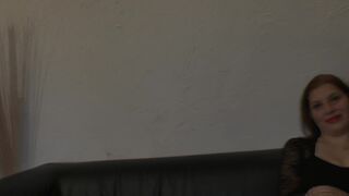 Triolisme FFH pour deux bonnes salopes très gourmandes!