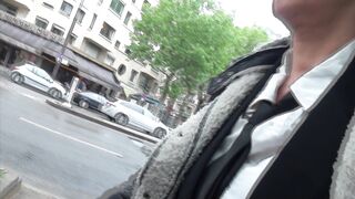 Charly, bonne cougar blonde avait très envie de sexe!