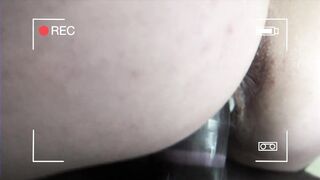 Cynthia, une infirmière de 27 ans, cherche un plan cul en pleine rue