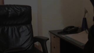 Lily voulait connaître les joies des auscultations approfondies